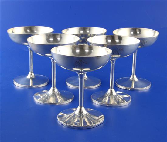 A cased set of six late Victorian silver drinking coupes, 15.5 oz.